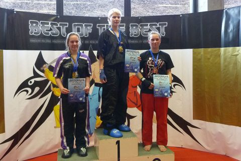 Stefanie Opola wird 3. im Leichtkontakt (-63 kg) bei der DM 2013 des Verbandes ISKA