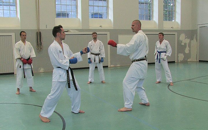 Video: Kumite-Training mit Steve Mosmondor